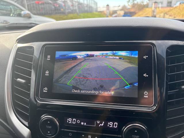 2019 Mitsubishi L200 2.4 Double Cab DI-D 181 Challenger 4WD