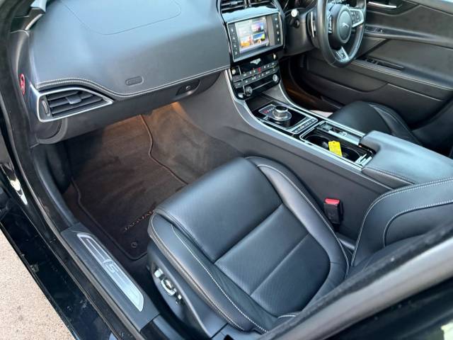 2017 Jaguar XE 3.0 [380] V6 Supercharged S 4dr Auto