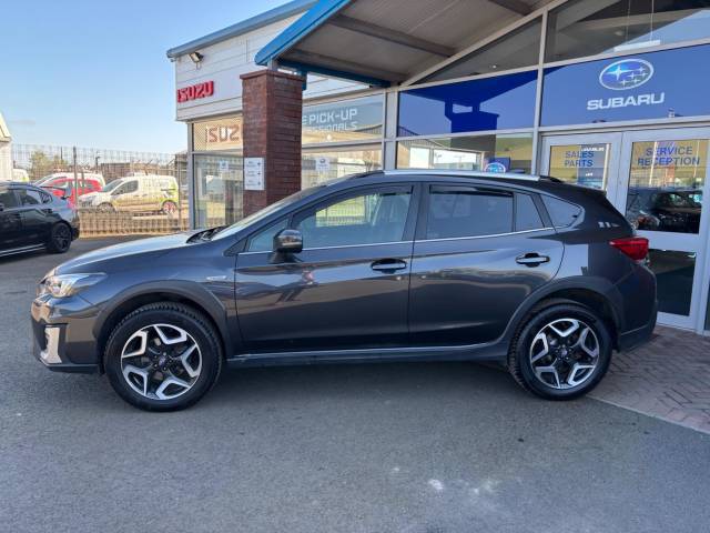 Subaru XV 2.0i e-Boxer SE 5dr Lineartronic Hatchback Petrol/Electric Hybrid GREY