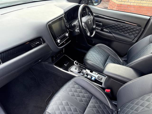 2021 Mitsubishi Outlander 2.4 PHEV Exceed 5dr Auto