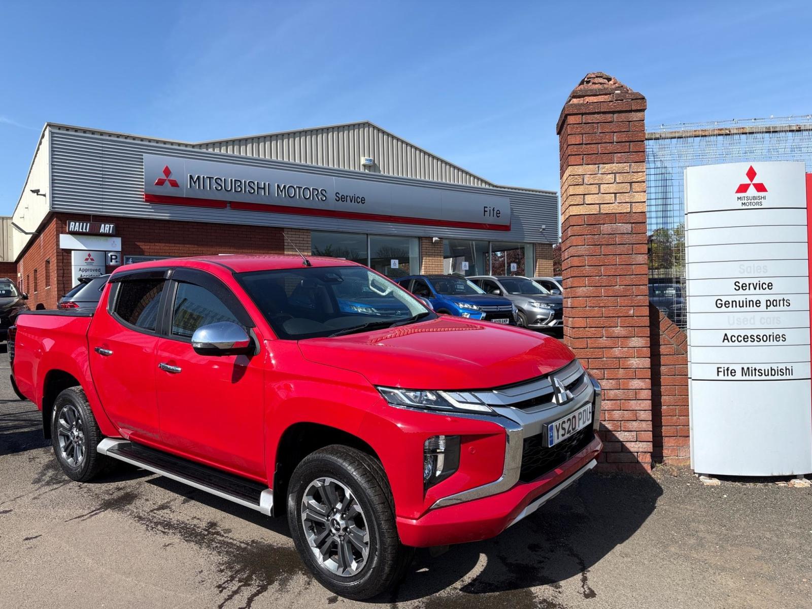 2020 Mitsubishi L200