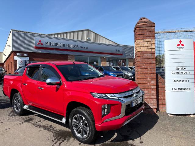 Mitsubishi L200 2.3 Double Cab DI-D 150 Barbarian X 4WD Auto Pick Up Diesel RED