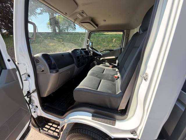 2016 Nissan Nt400 Cabstar 2.5 34.12 dCi Dropside