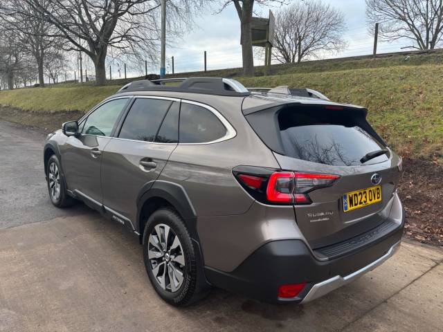 2023 Subaru Outback 2.5i Touring 5dr Lineartronic