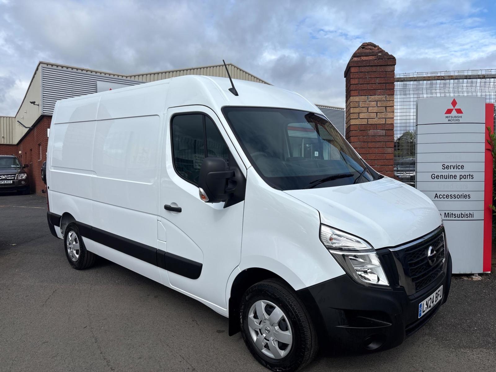 2024 Nissan Interstar