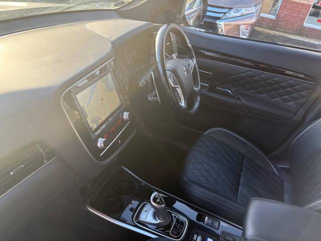 2020 Mitsubishi Outlander 2.4 PHEV Exceed Safety 5dr Auto