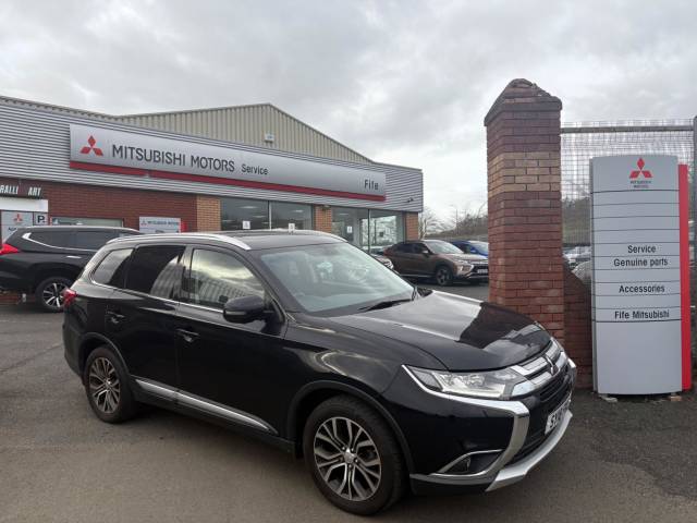 Mitsubishi Outlander 2.2 DI-D 4 5dr Auto Estate Diesel BLACK