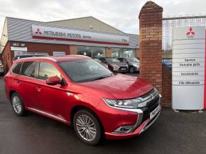 MITSUBISHI OUTLANDER 2019 (19) at Fife Subaru Cupar