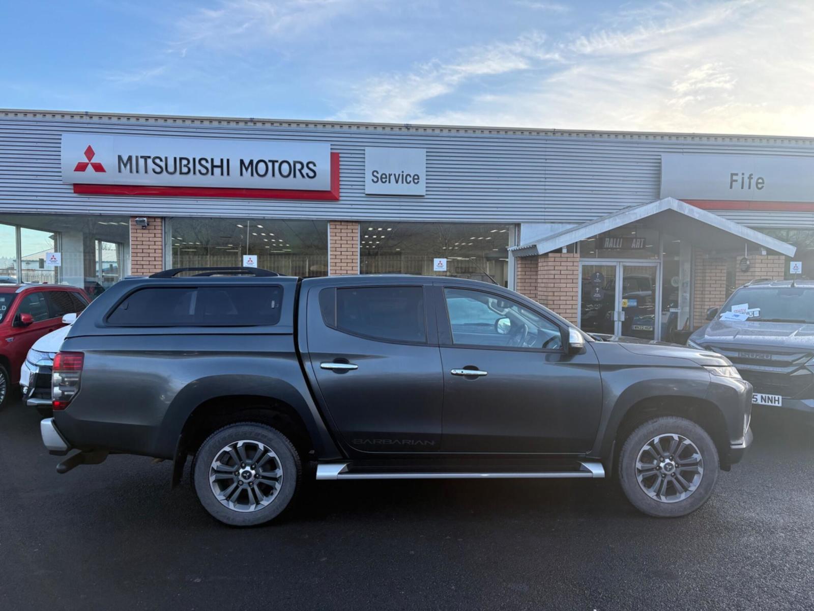 2020 Mitsubishi L200