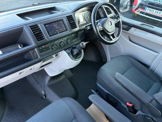 2019 Volkswagen Transporter 2.0 TDI BMT 150 Highline Kombi Van 4MOTION