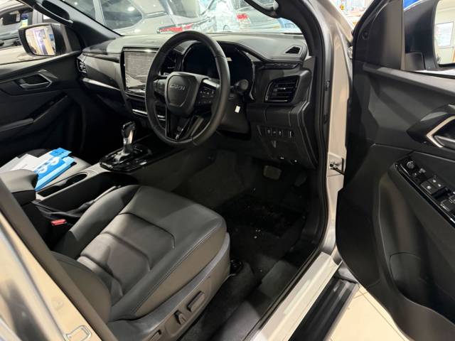 2025 Isuzu D-max 1.9 V-Cross Double Cab 4x4 Auto