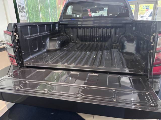 2025 Isuzu D-max 1.9 DL40 Double Cab 4x4