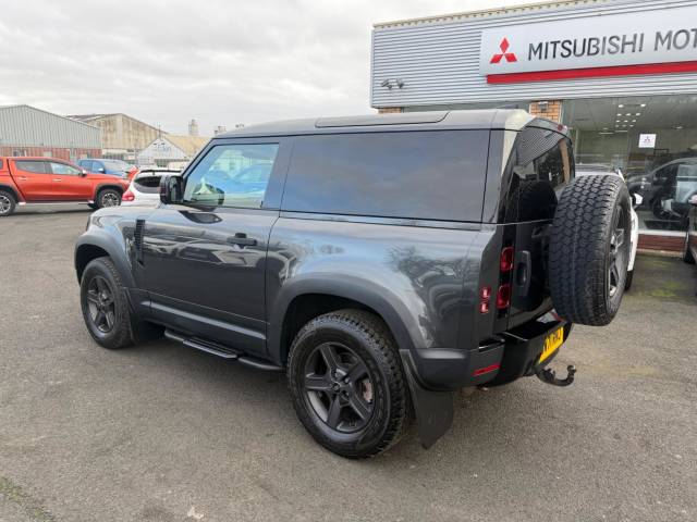 2021 Land Rover Defender 90 3.0 D200 Hard Top Auto
