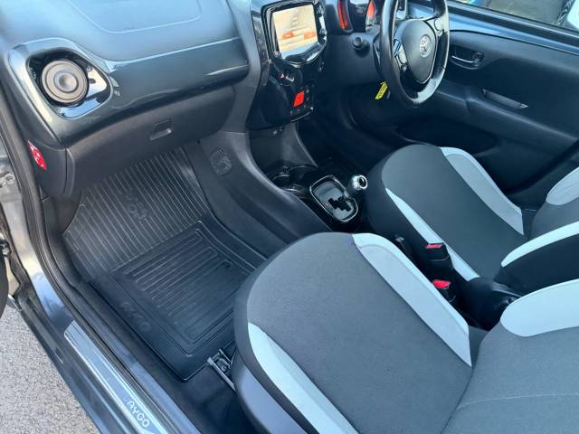 2017 Toyota Aygo 1.0 VVT-i X-Press 5dr x-shift