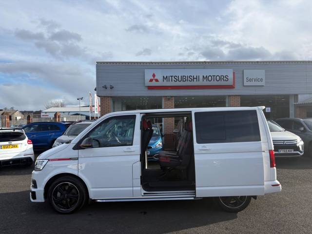 2018 Volkswagen Transporter Sportline 2.0 BiTDI BMT 204 Sportline Kombi Van DSG