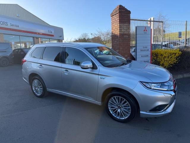 Mitsubishi Outlander 2.4 PHEV Juro Commercial Auto Light 4X4 Utility Petrol / Electric Hybrid SILVER