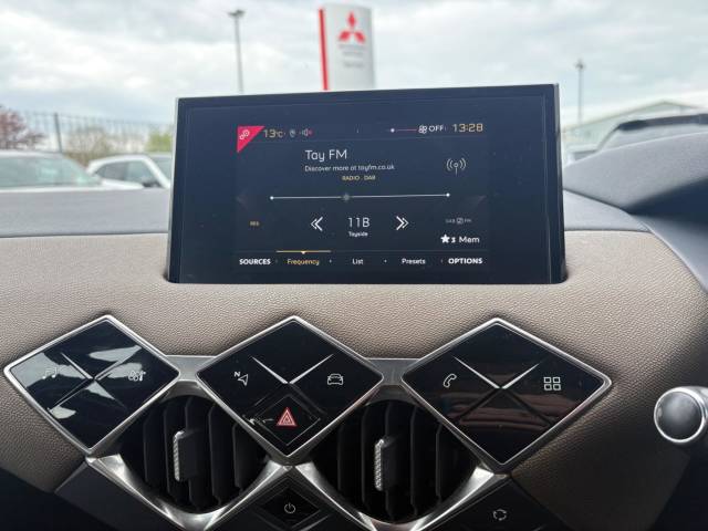 2020 DS AUTOMOBILES DS 3 CROSSBACK 1.5 BlueHDi Elegance Crossback 5dr Diesel Manual Euro 6 (s/s) (100 ps)