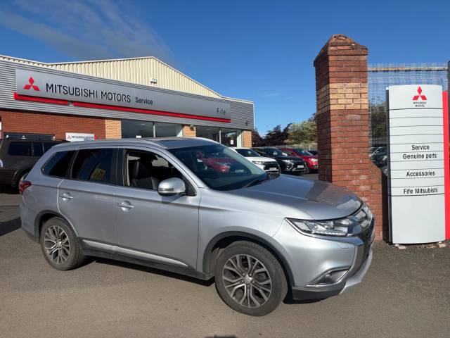 Mitsubishi Outlander 2.2 DI-D 4 5dr Estate Diesel SILVER