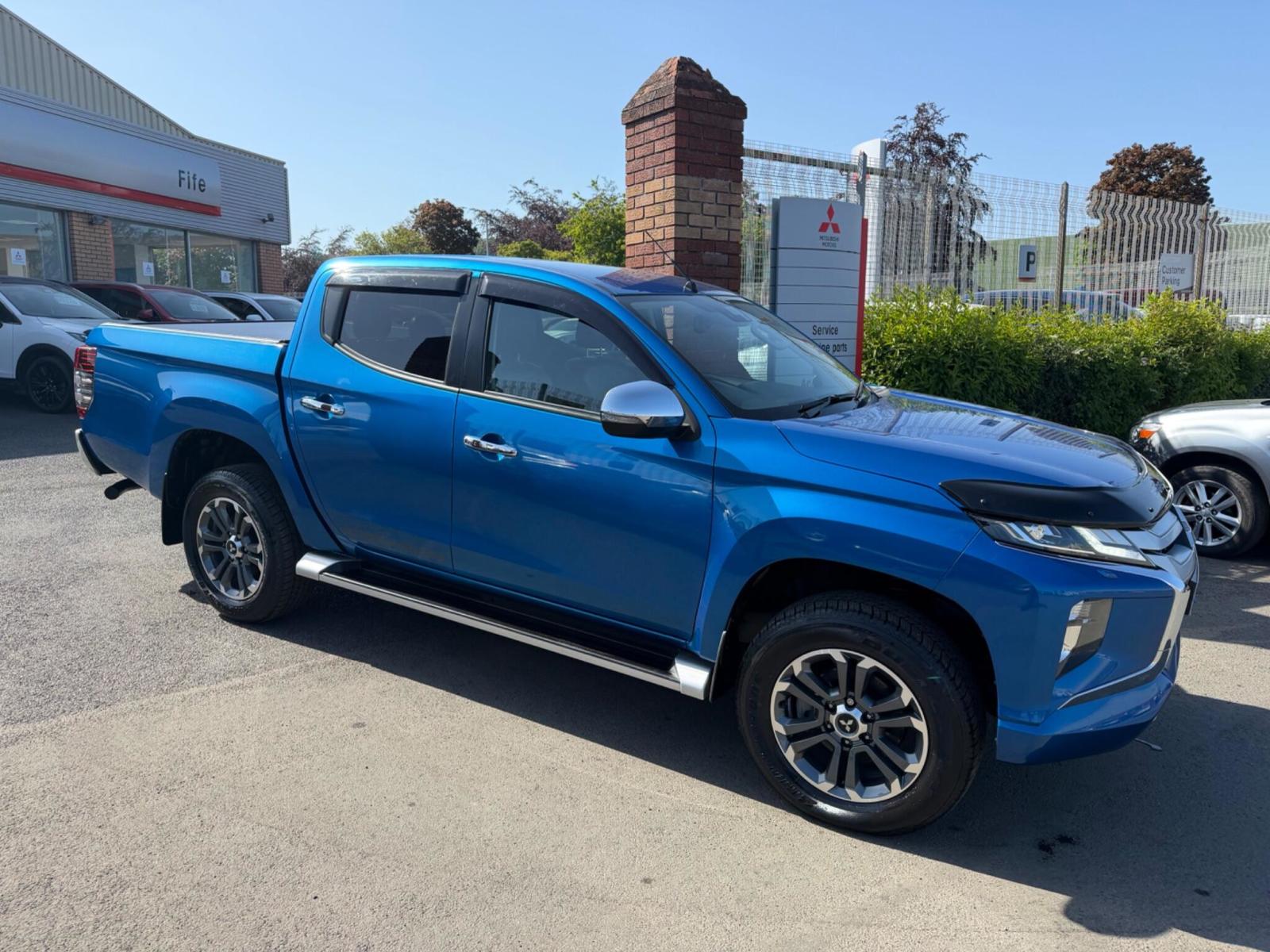 2020 Mitsubishi L200
