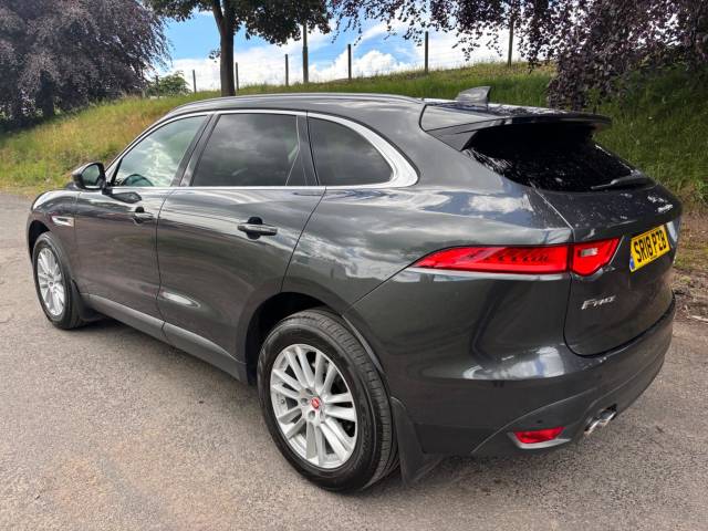 2018 Jaguar F-Pace 2.0 D180 Portfolio SUV 5dr Diesel Auto Euro 6 (s/s) (180 ps)