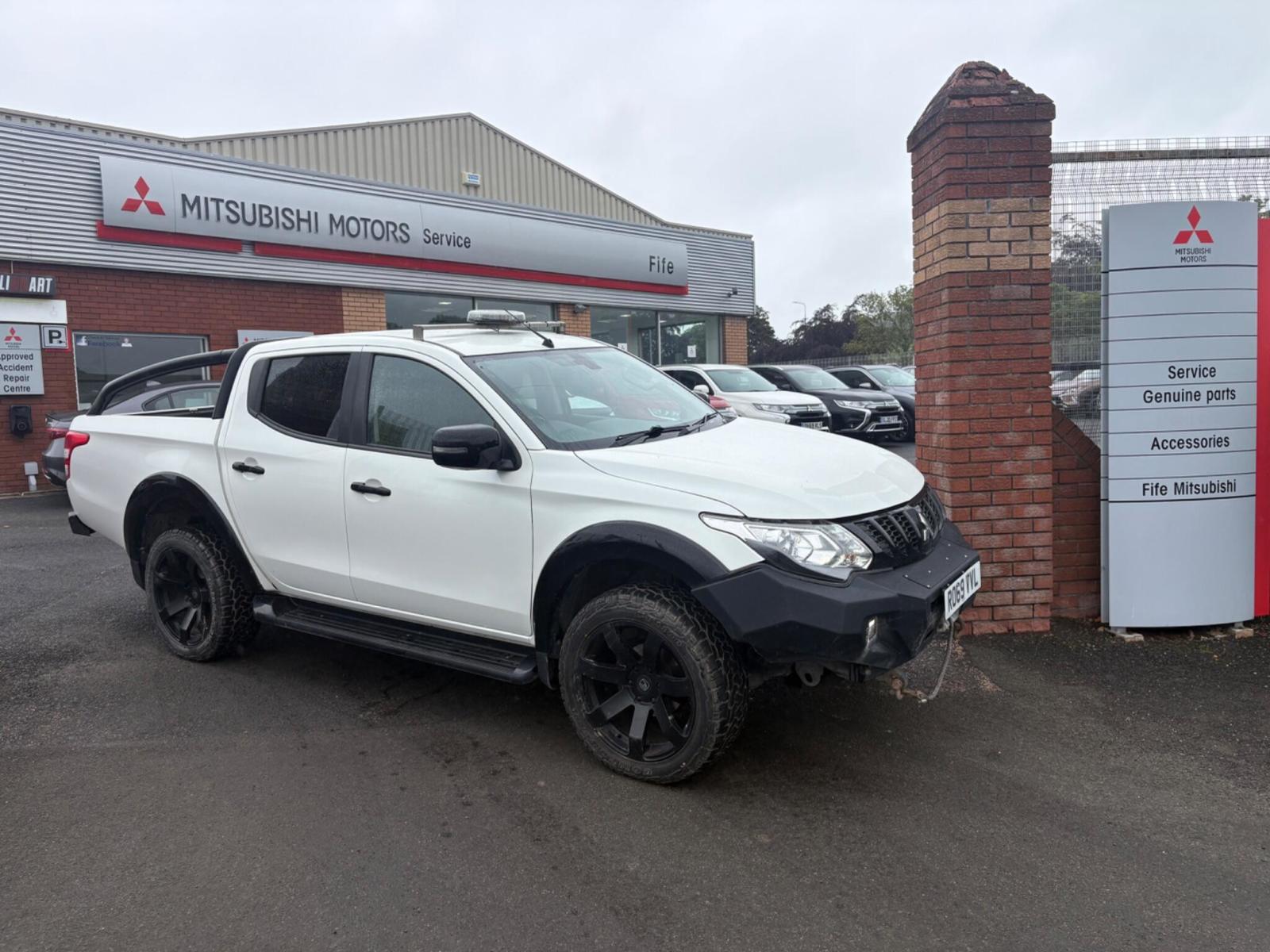 2019 Mitsubishi L200