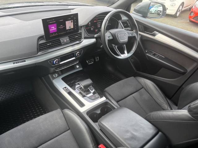 2024 Audi Q5 2.0 TDI 40 S line SUV 5dr Diesel S Tronic quattro Euro 6 (s/s) (204 ps)