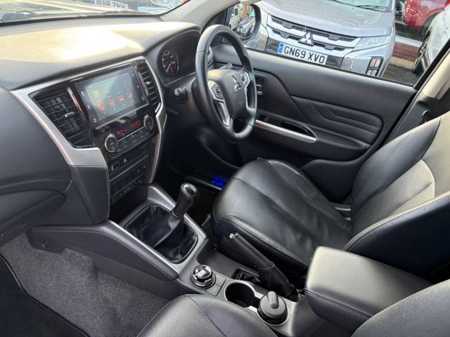 2019 Mitsubishi L200 2.2 DI-D DC Barbarian 4WD Euro 6 (s/s) 4dr