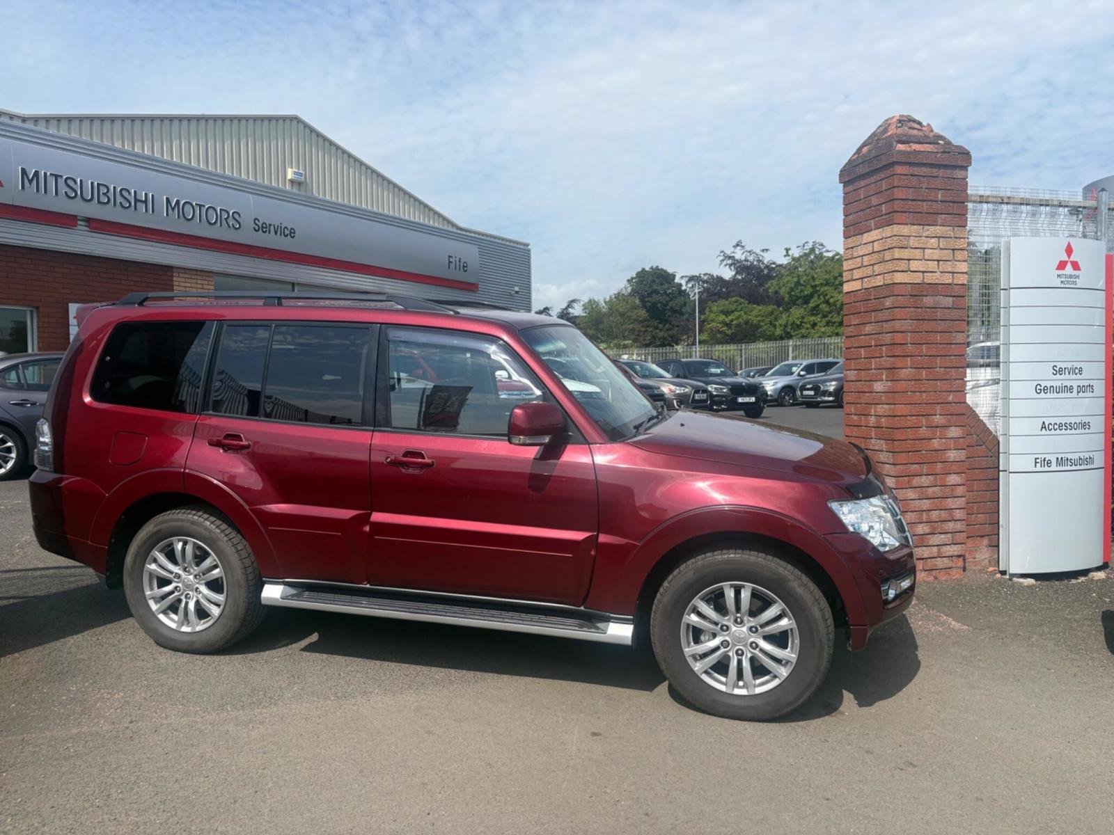 2018 Mitsubishi Shogun