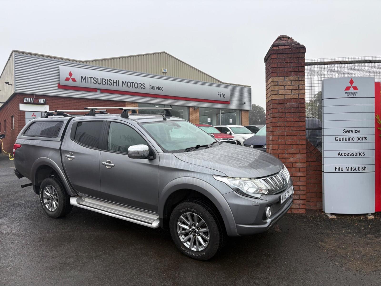 2017 Mitsubishi L200