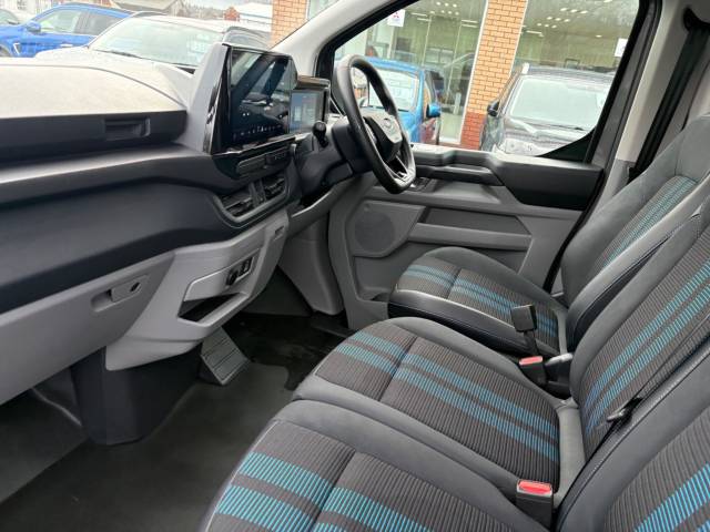2024 Ford E-Transit Custom 320 65kWh Sport Auto L2 H1 5dr