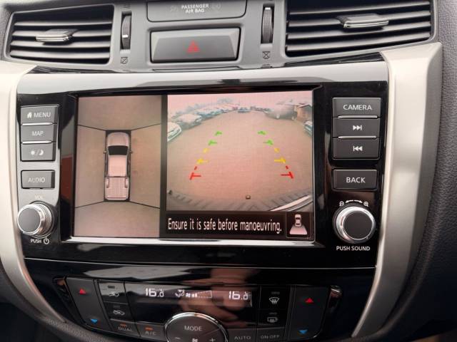 2021 Nissan Navara 2.3 dCi N-Guard Pickup Double Cab 4dr Diesel Auto 4WD Euro 6 (190 ps)