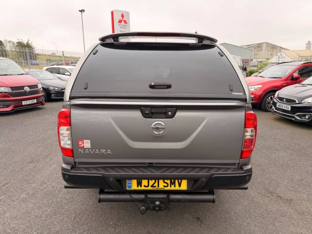 2021 Nissan Navara 2.3 dCi N-Guard Pickup Double Cab 4dr Diesel Auto 4WD Euro 6 (190 ps)