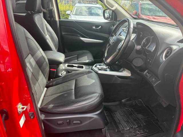 2021 Nissan Navara 2.3 dCi Tekna Auto 4WD Euro 6 4dr