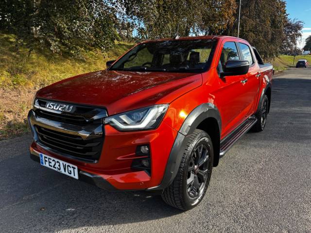 Isuzu D-max 1.9 V-Cross Double Cab 4x4 Auto Pick Up Diesel ORANGE