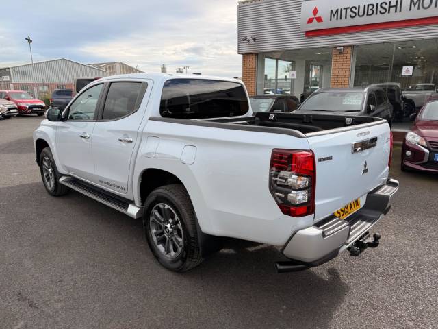2019 Mitsubishi L200 2.2 DI-D DC Barbarian 4WD Euro 6 (s/s) 4dr