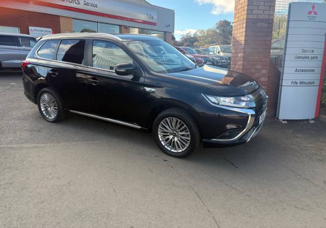 Mitsubishi Outlander 2.4h TwinMotor 13.8kWh Design CVT 4WD Euro 6 (s/s) 5dr SUV Petrol Plug-in Hybrid Ruby Black
